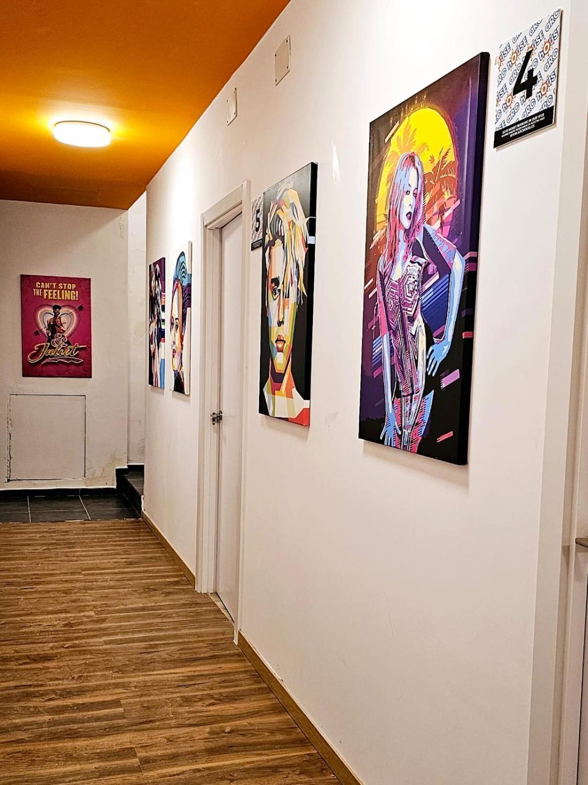 Хостел Arc House Pop Art Мадрид Екстер'єр фото